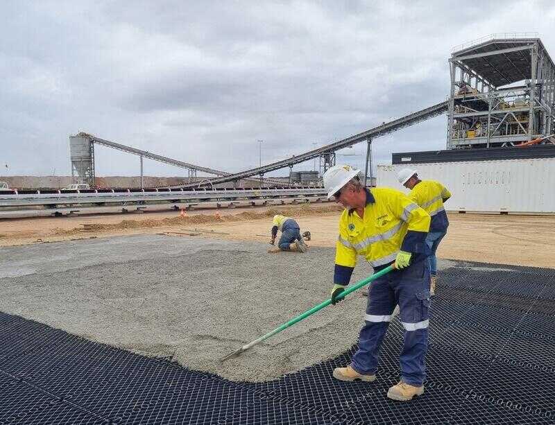 Diamond Grid concrete pavement installation at Belyando Central, Queensland